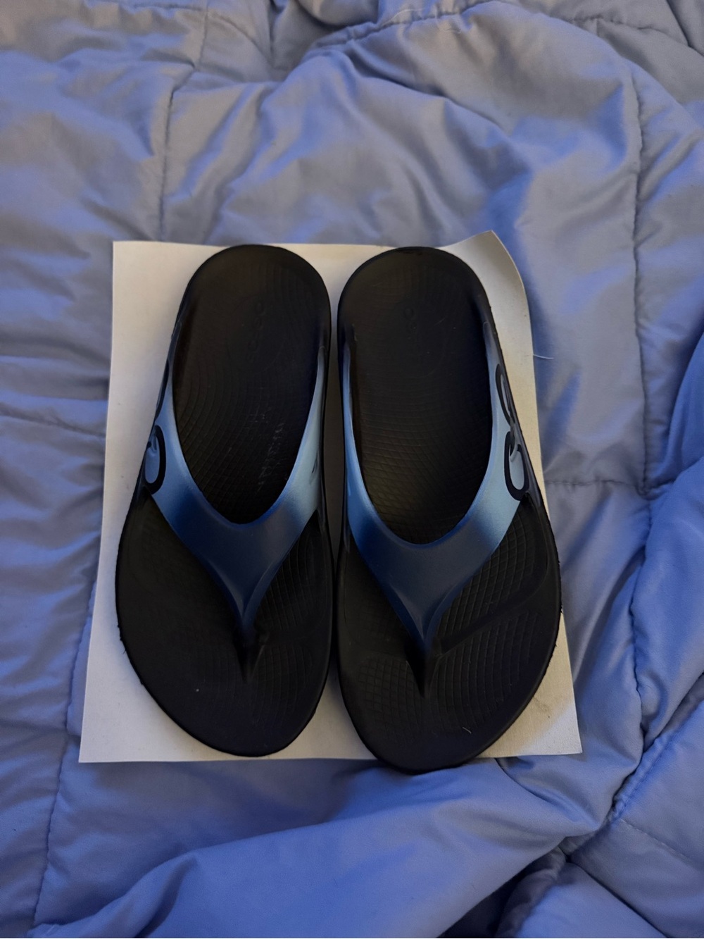 OOFOS Women’s Black and Blue Recovery Flip Flops